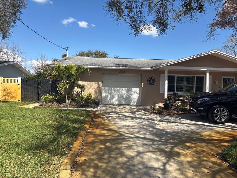 residential shingle roof replacement by Hloska Roofing in Largo