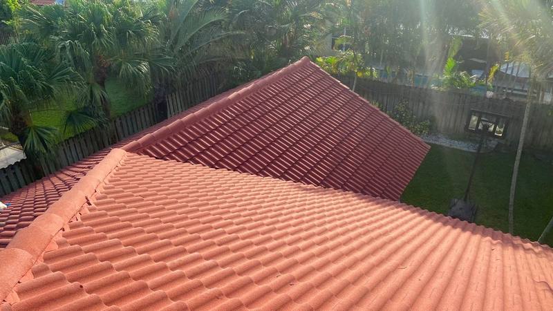 roof replacement in Lake Worth, Florida