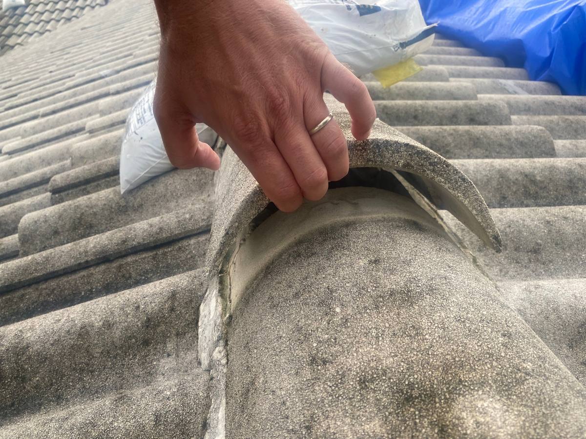 roof replacement in Coral Springs, Florida