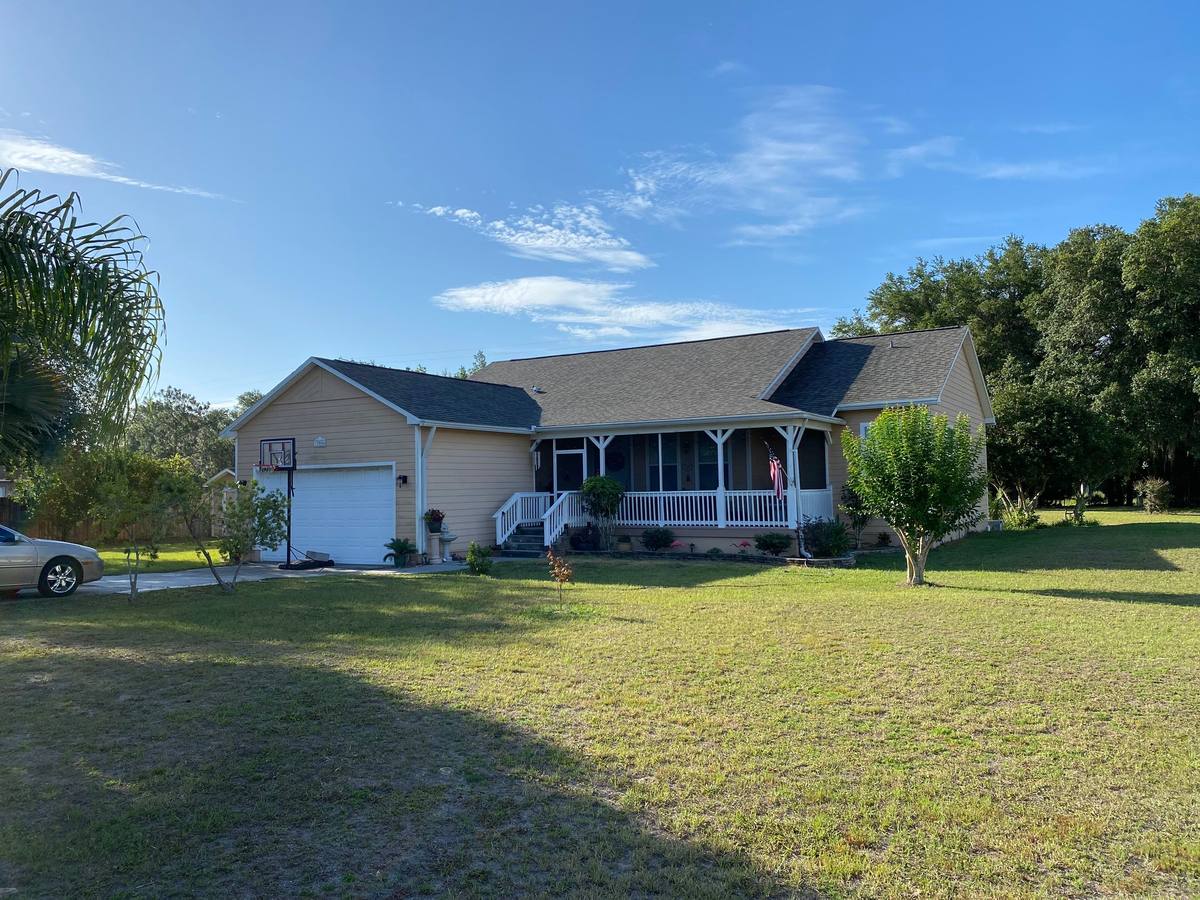 roof replacement in Zephyrhills, Florida