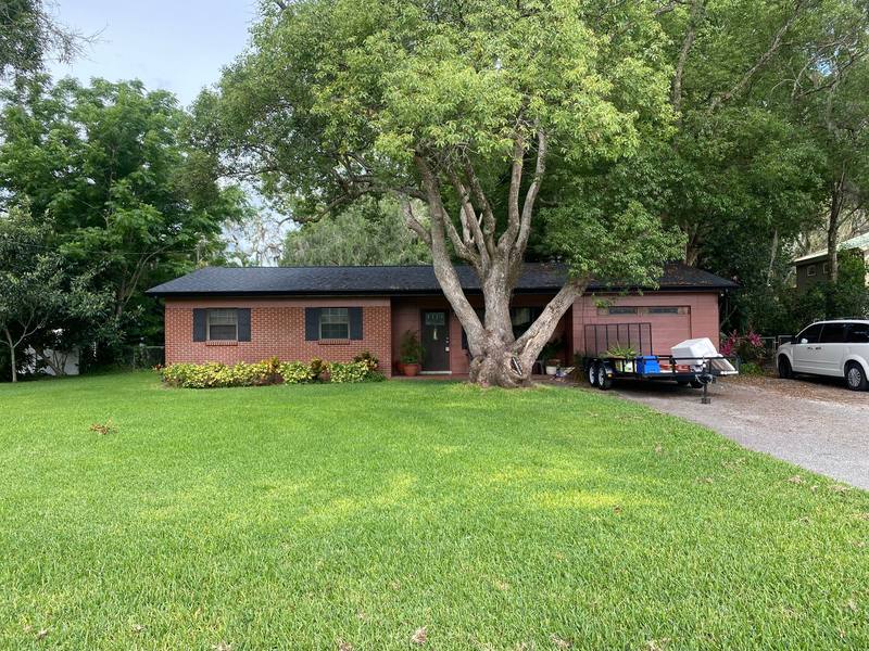 roof replacement in Lutz, Florida