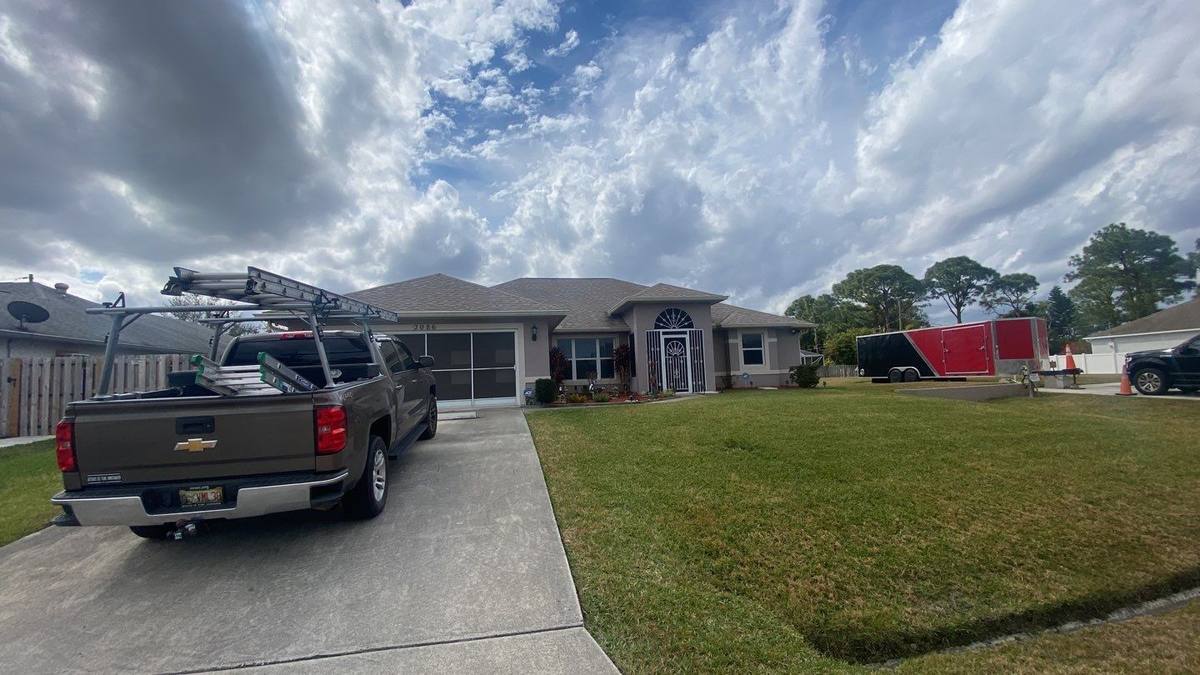 roof replacement in Port St. Lucie, Florida