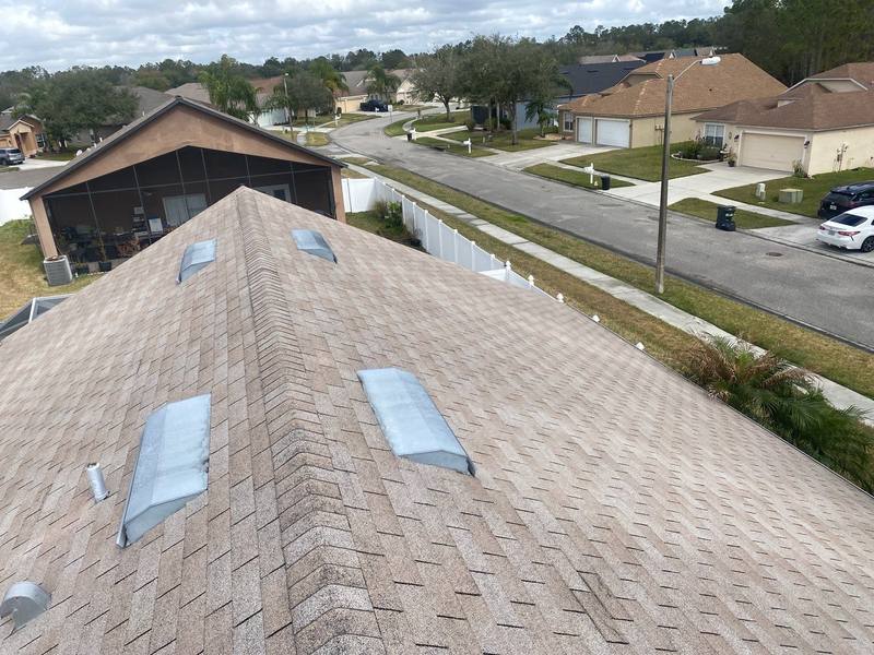 roof replacement in Zephyrhills, Florida