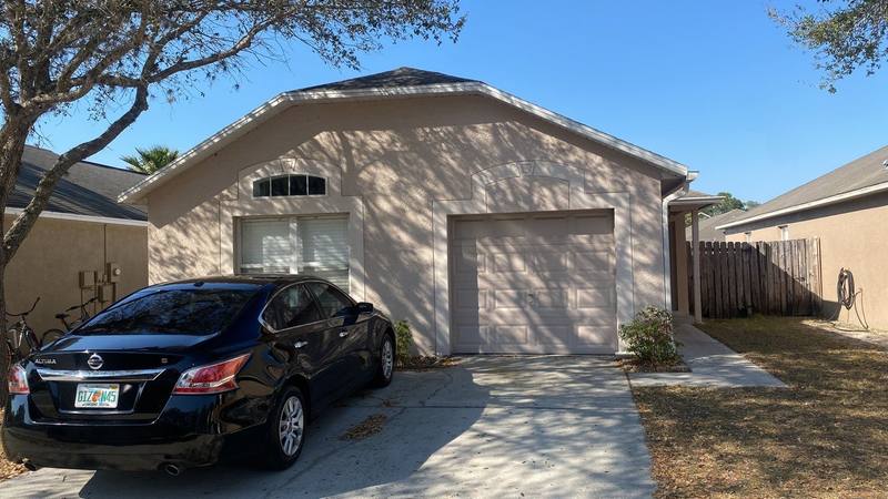 roofing project near Birdhouse Dr in Wesley Chapel