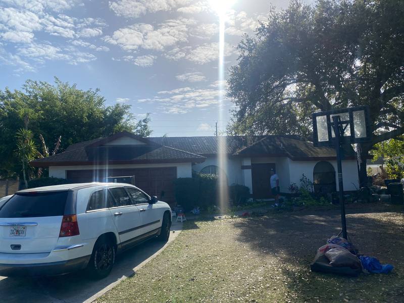 residential roof replacement by Hloska Roofing in Sarasota