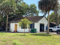 roof replacement in Port Charlotte, Florida