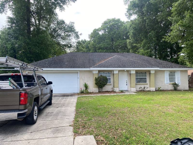 residential roof replacement by Hloska Roofing in Ocala