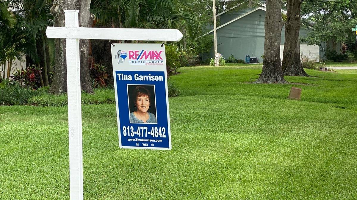 roof replacement in Land O' Lakes, Florida