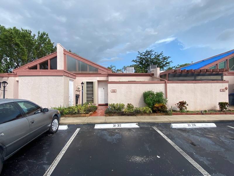 roofing project near NW 84th Way in Sunrise