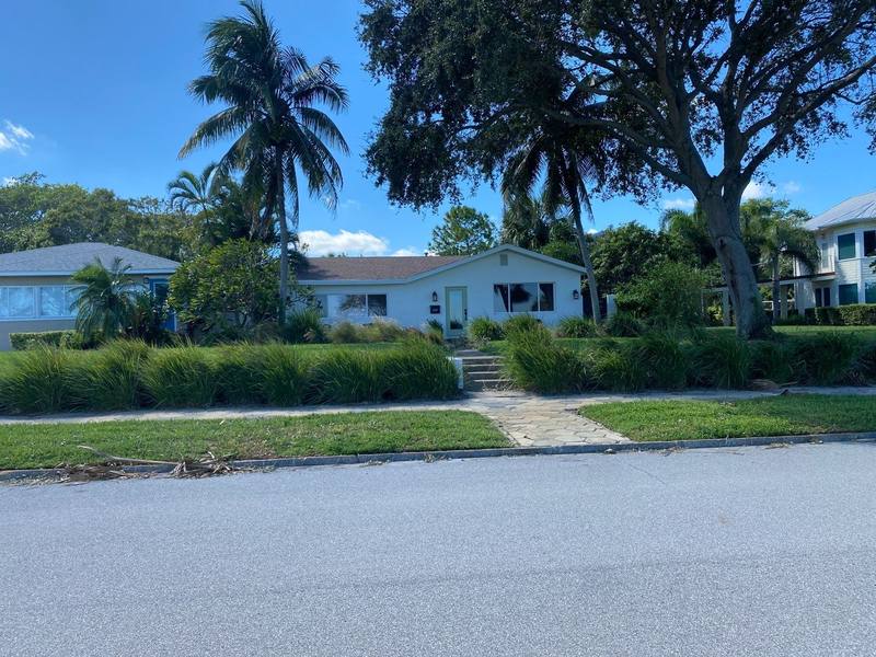 roof replacement in St. Petersburg, Florida