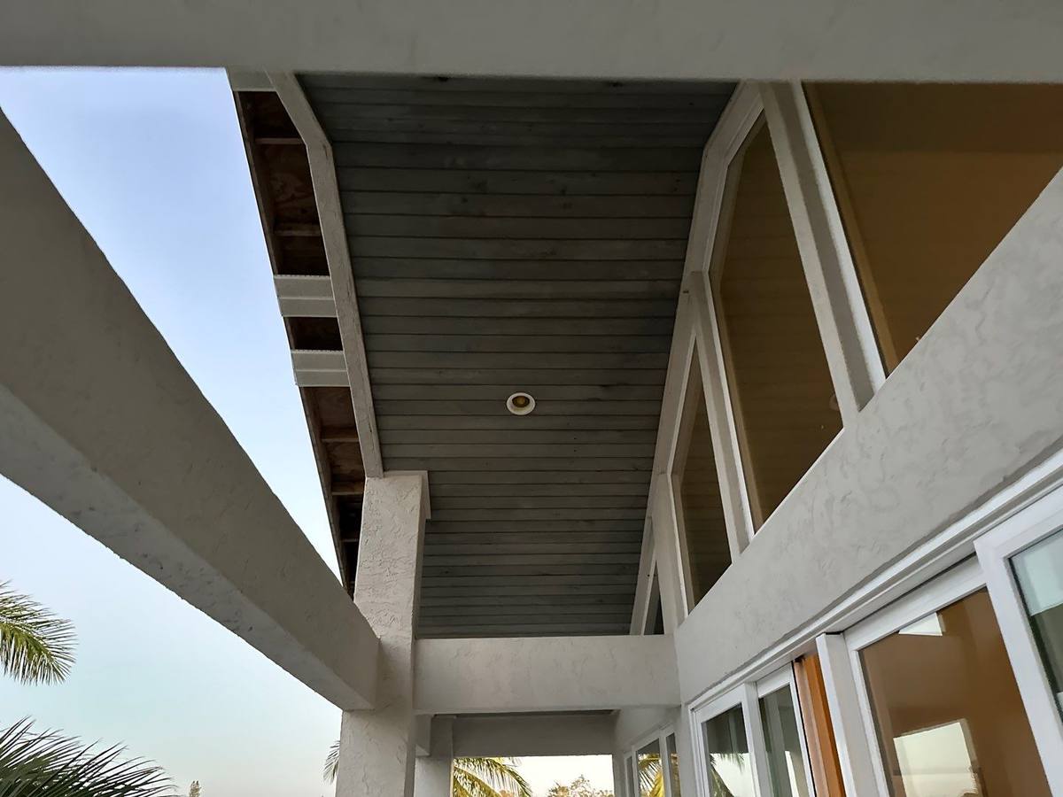 roof replacement in Siesta Key, Florida