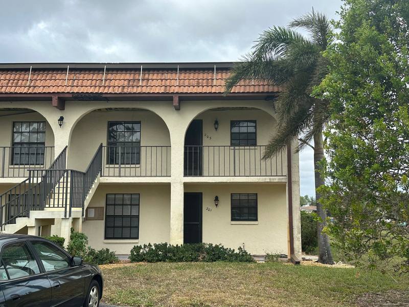 completed roofing project in Englewood FL