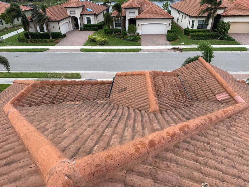 completed roofing project in Venice FL