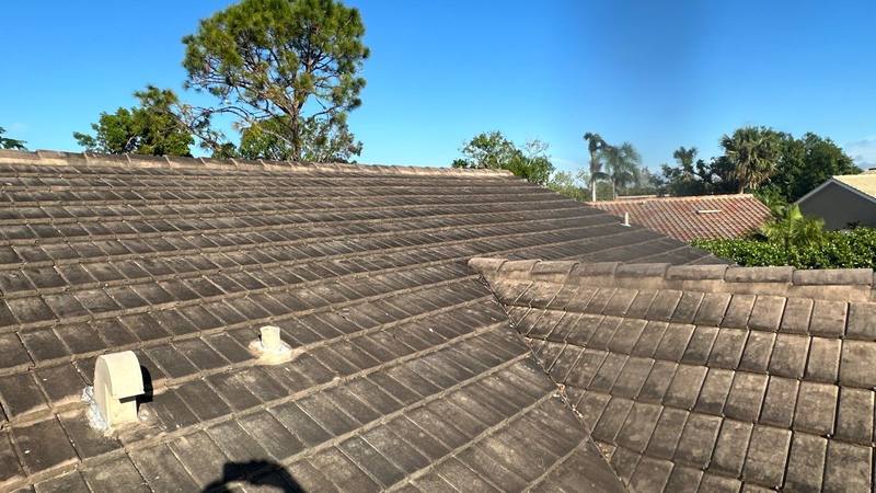 roofing project near Eagle Pointe Cir in Fort Myers