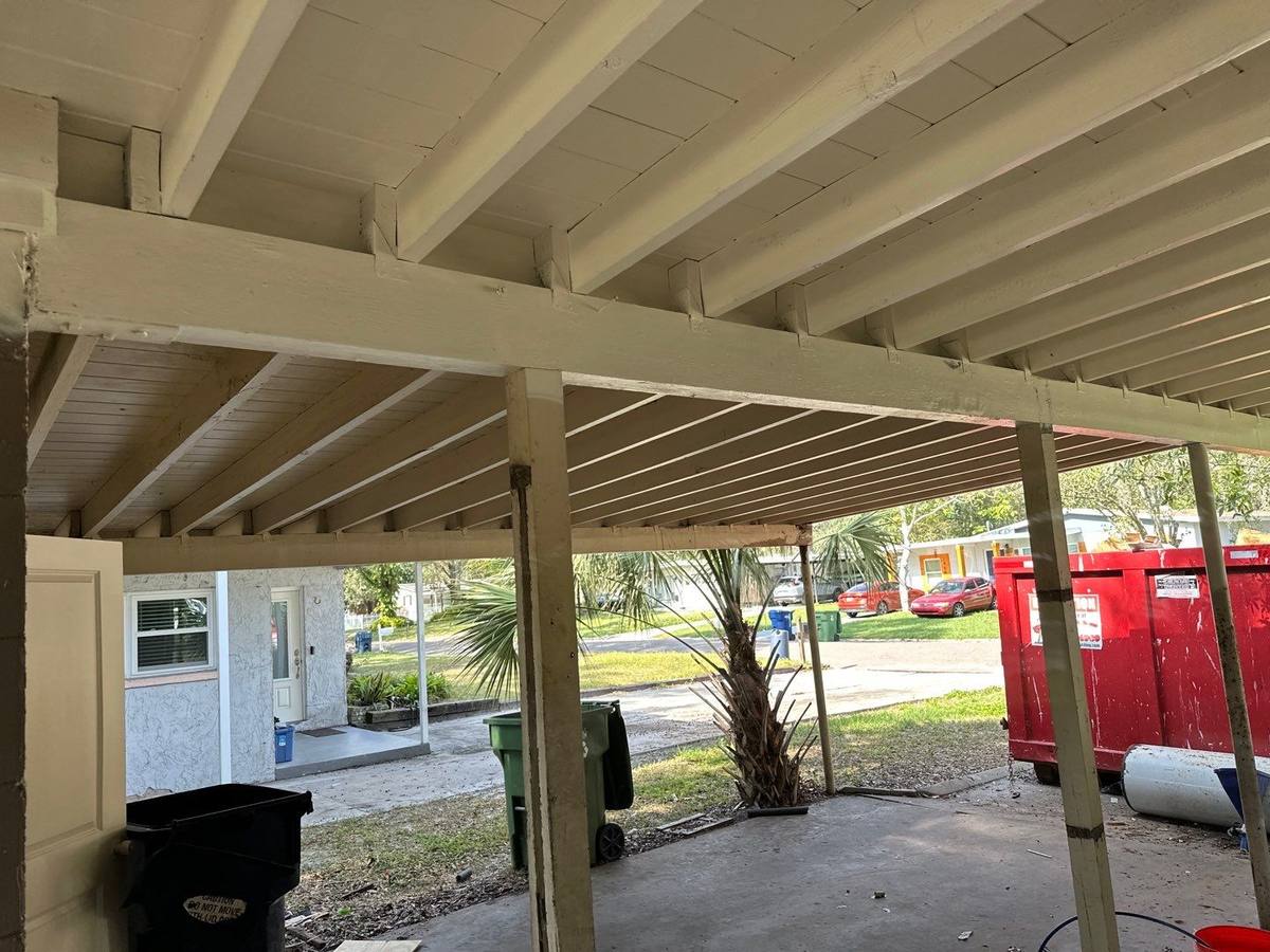 roof replacement in Tampa, Florida