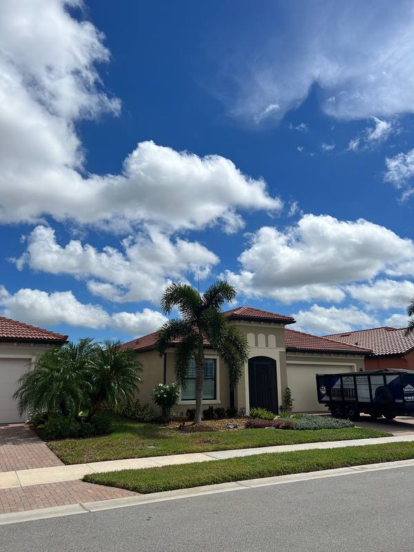 roof replacement in Venice, Florida