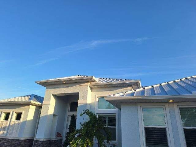 residential roof replacement by Hloska Roofing in Port Charlotte