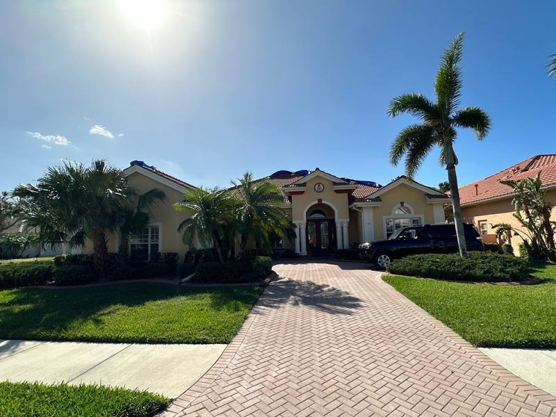 roof replacement in North Port, Florida