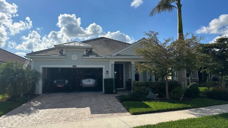 residential roof replacement by Hloska Roofing in Venice