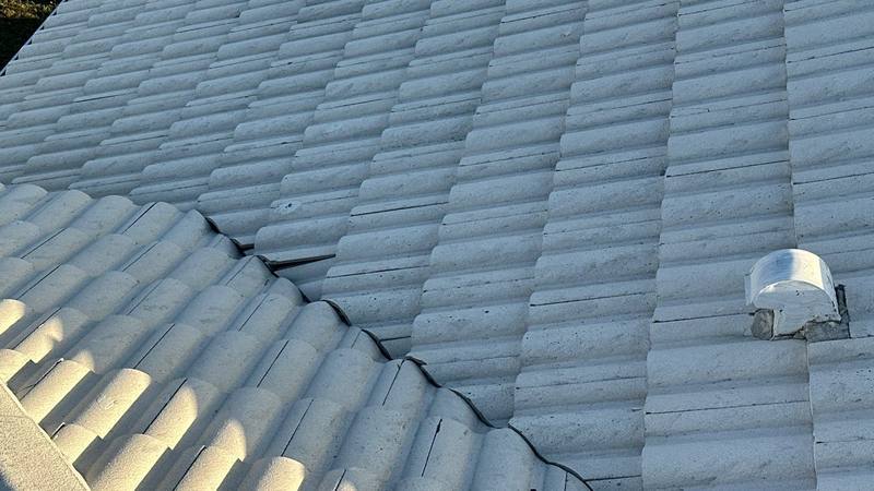 completed roofing project in Venice FL