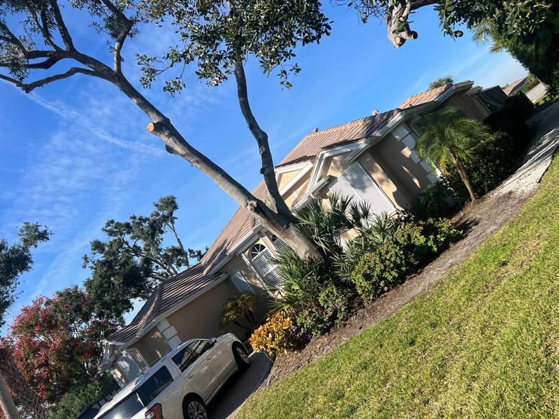 roof replacement in Englewood, Florida