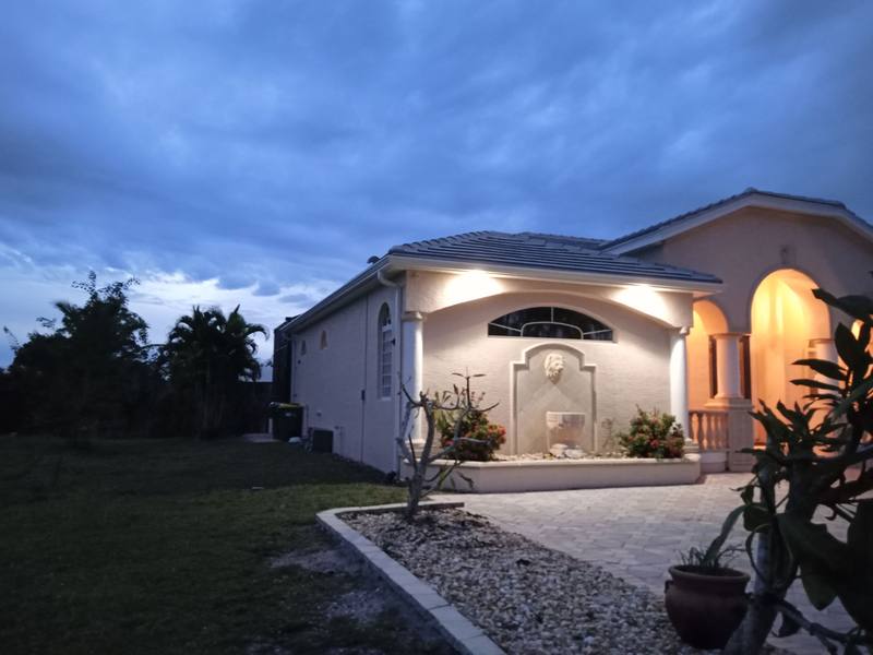roof replacement in Port Charlotte, Florida