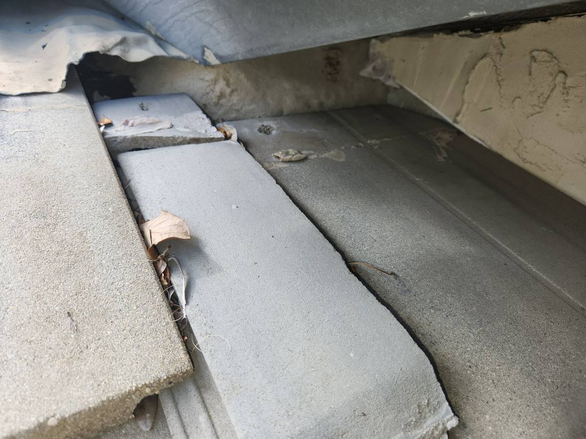 roof replacement in Bradenton, Florida