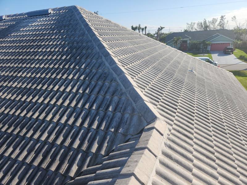 completed roofing project in Cape Coral FL