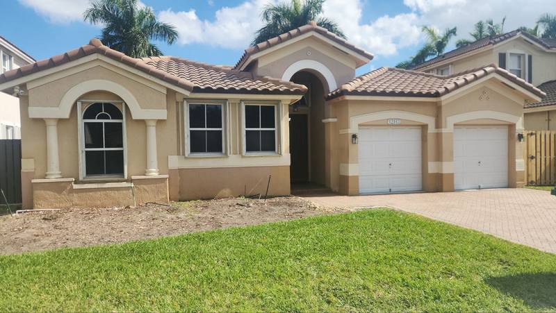 completed roofing project in Miami FL