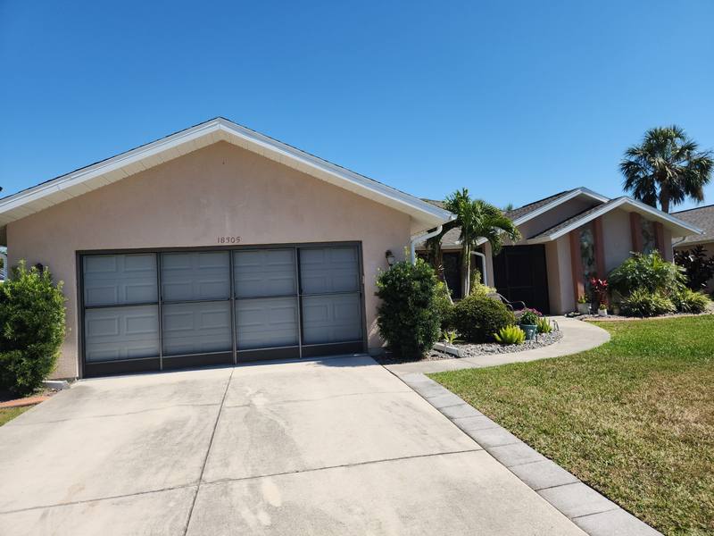 roof replacement in Port Charlotte, Florida
