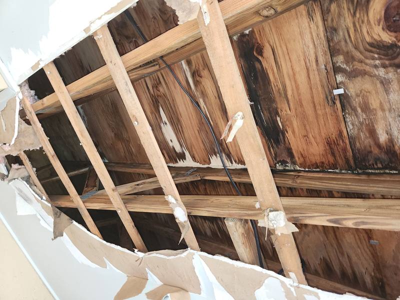 roofing project near Pine Forest Ct in Melbourne