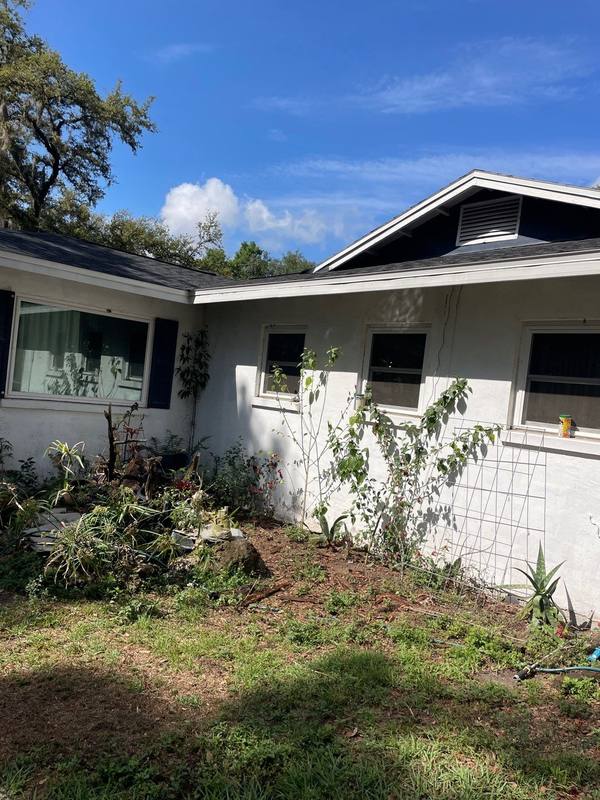 roof replacement in Zephyrhills, Florida
