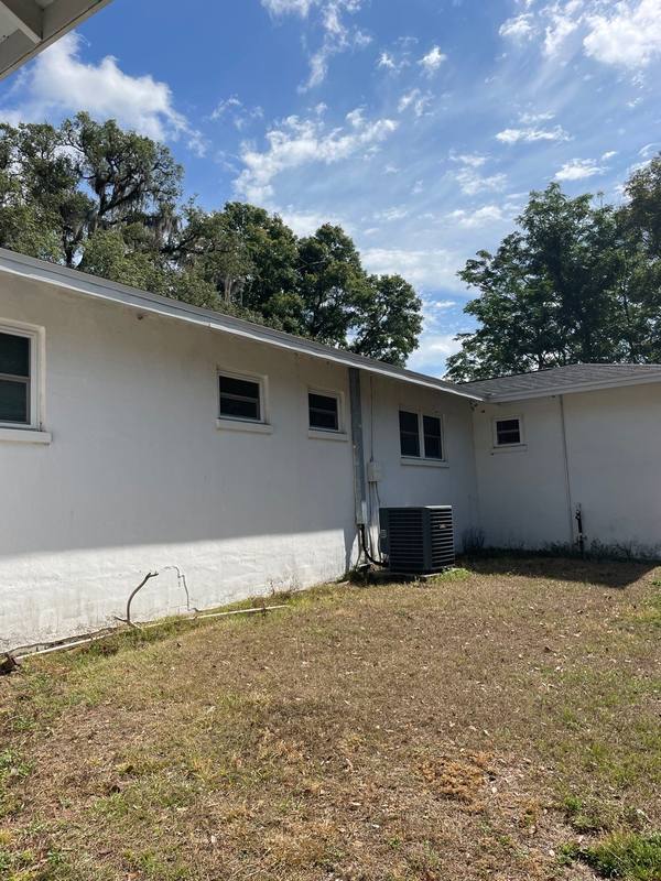 roofing project near Phelps Rd in Zephyrhills