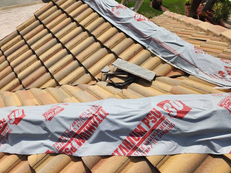 completed roofing project in Fort Myers FL