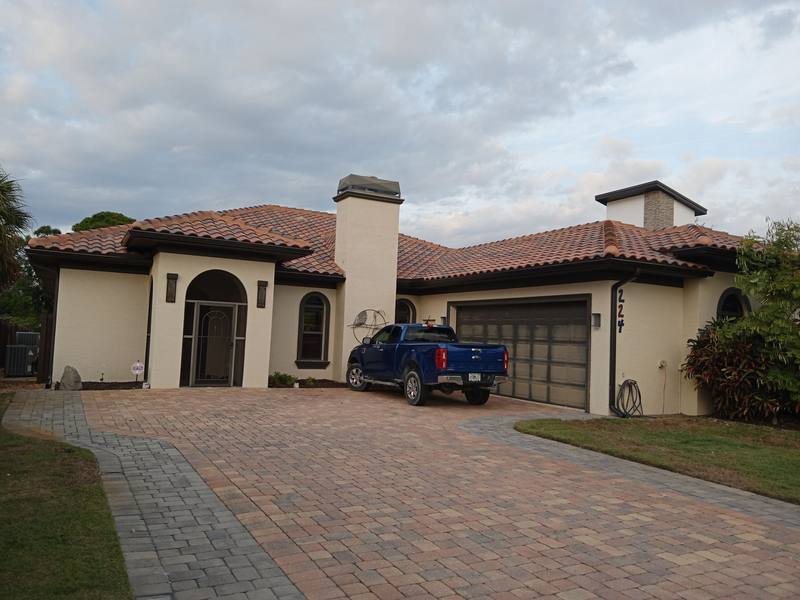 residential roof replacement by Hloska Roofing in Venice