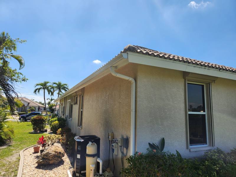 roof replacement in Fort Myers, Florida