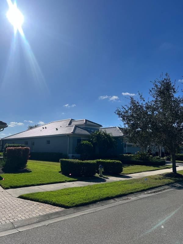residential roof replacement by Hloska Roofing in Venice