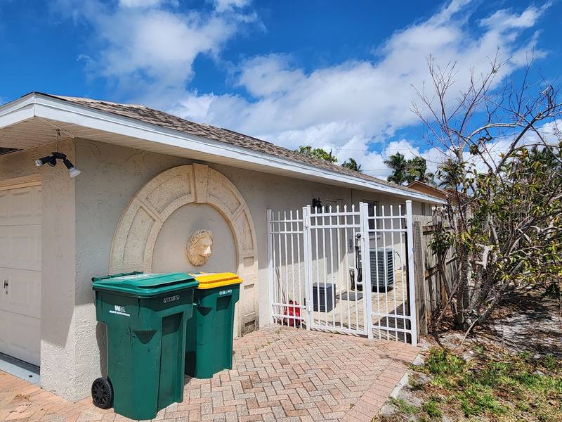 roofing project near 99th Ave N in Naples