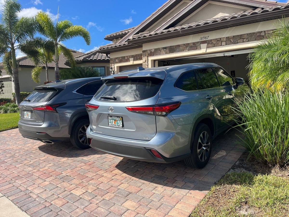 roof replacement in Venice, Florida