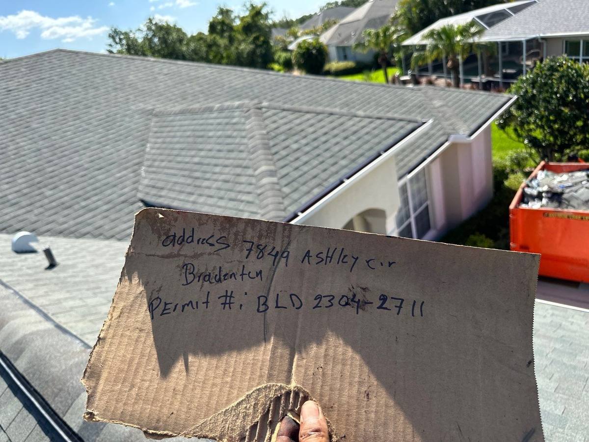 roof replacement in Bradenton, Florida