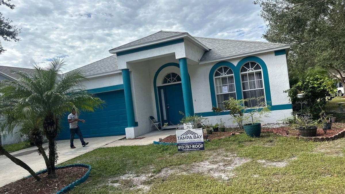 roof replacement in Apollo Beach, Florida