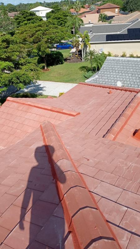 roofing project near Fairloop Run in Lehigh Acres