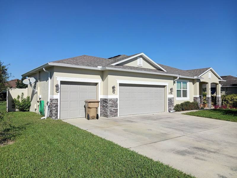 roofing project near Royal Vista Ave in Clermont