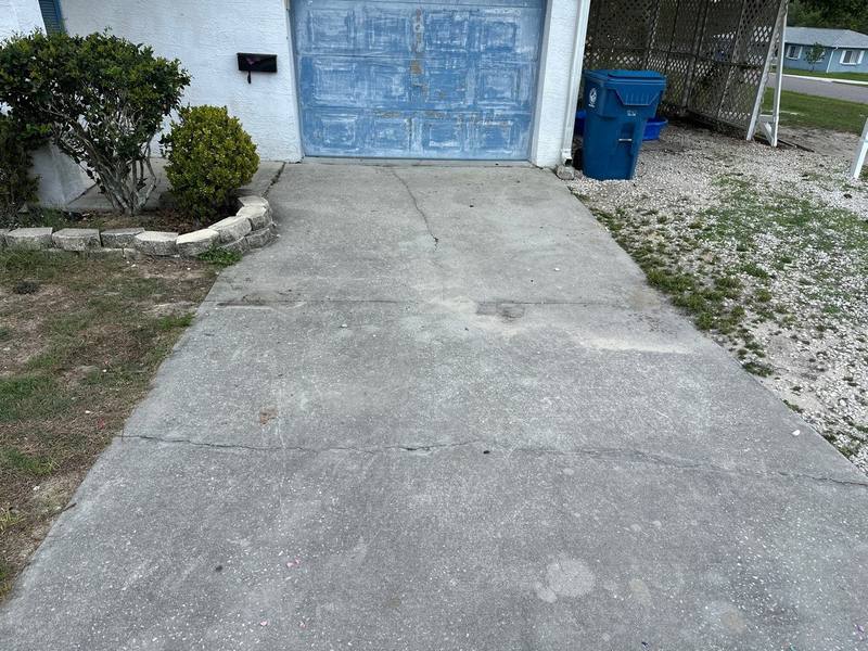 roof replacement in Brooksville, Florida