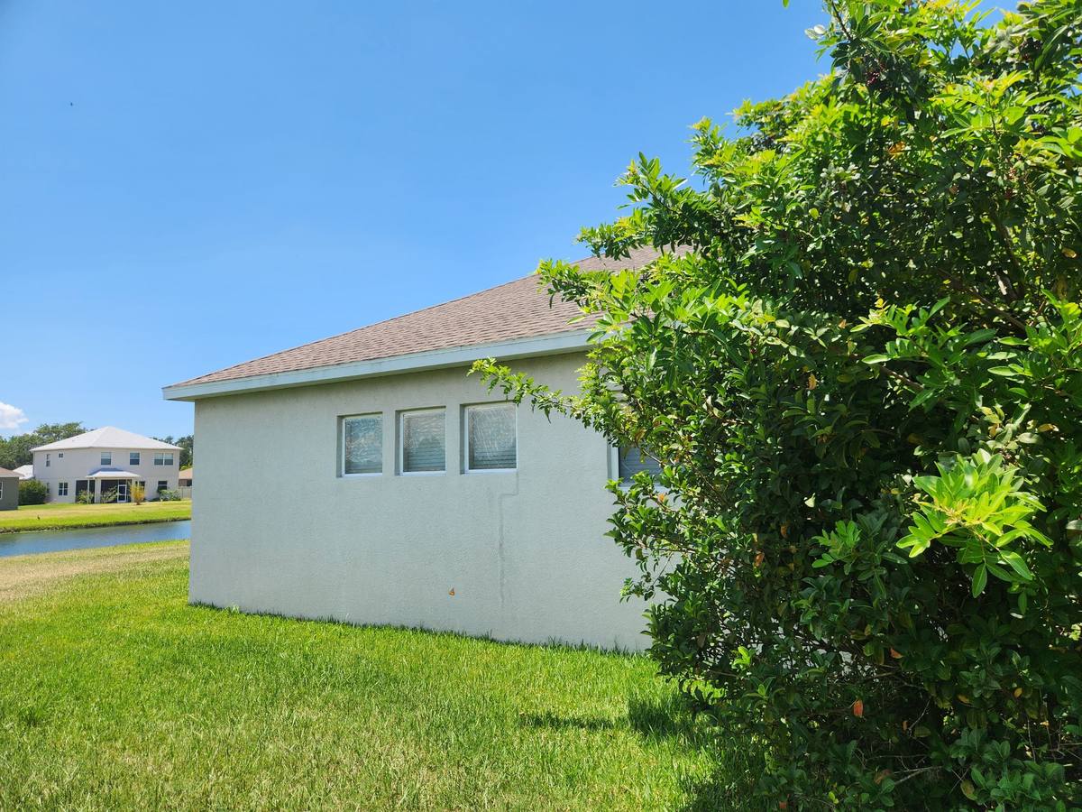 roof replacement in Palmetto, Florida