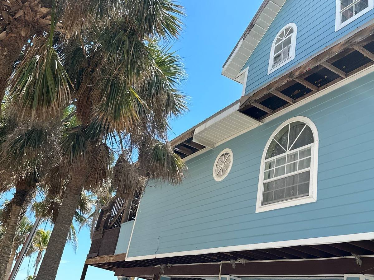 roof replacement in Fort Myers Beach, Florida