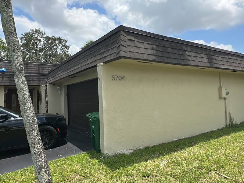 completed roofing project in Tamarac FL