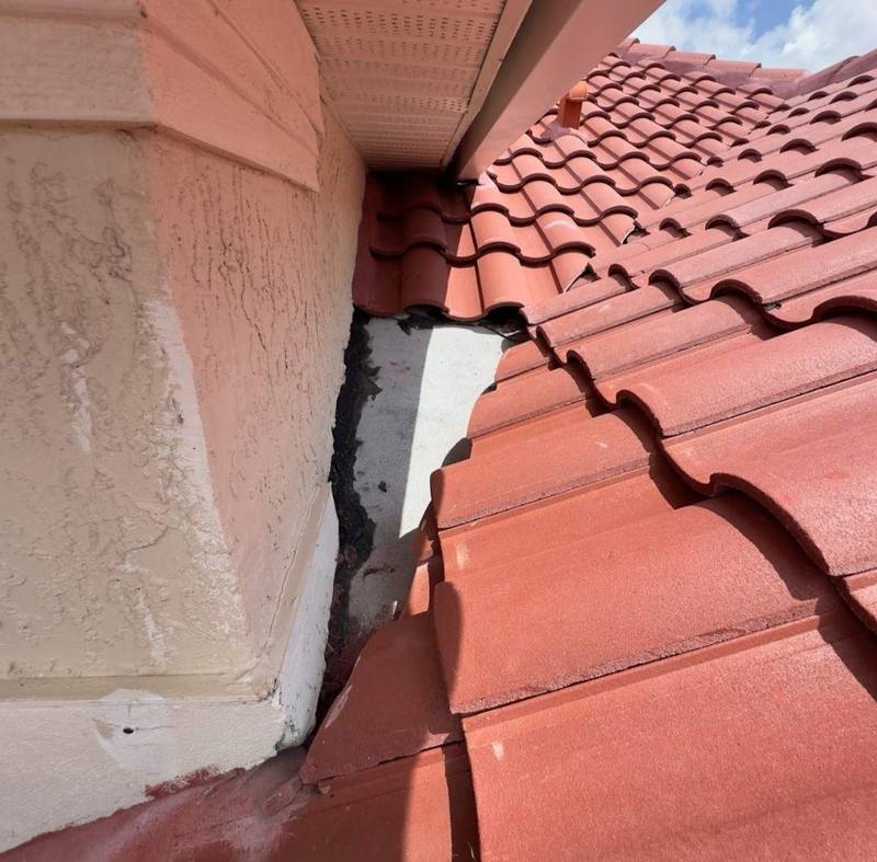 completed roofing project in Venice FL