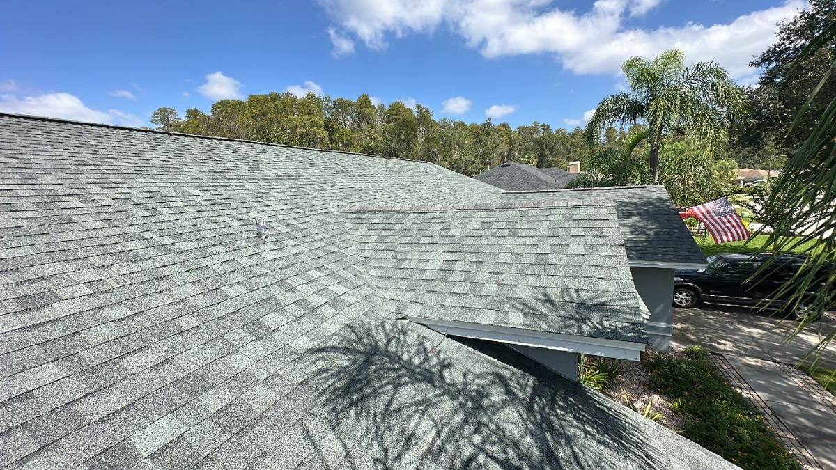 roof replacement in Land O' Lakes, Florida
