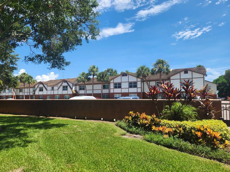 roofing project near Pinellas Point Dr S in St. Petersburg